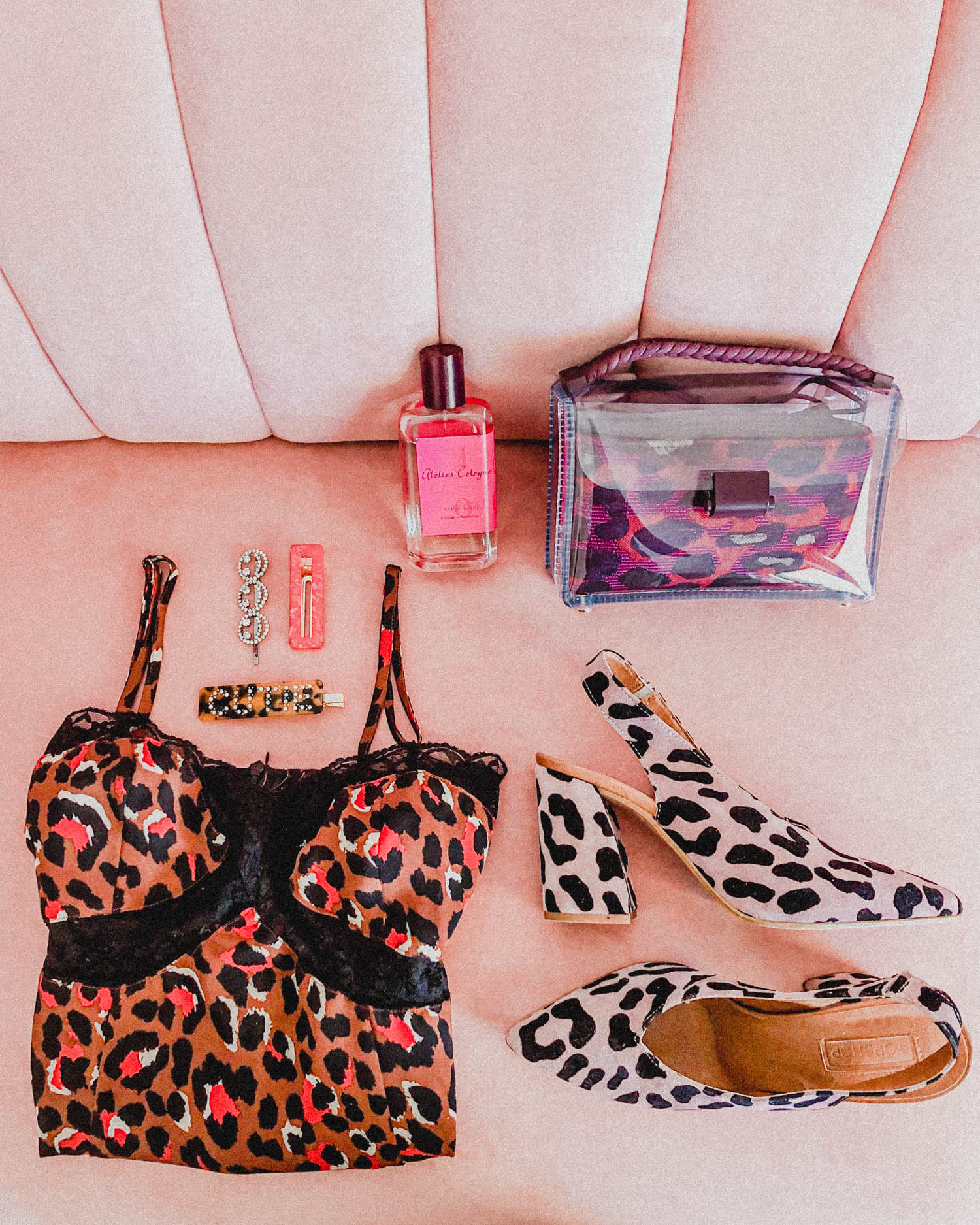One Rule To Achieving A Prettier Flat Lay